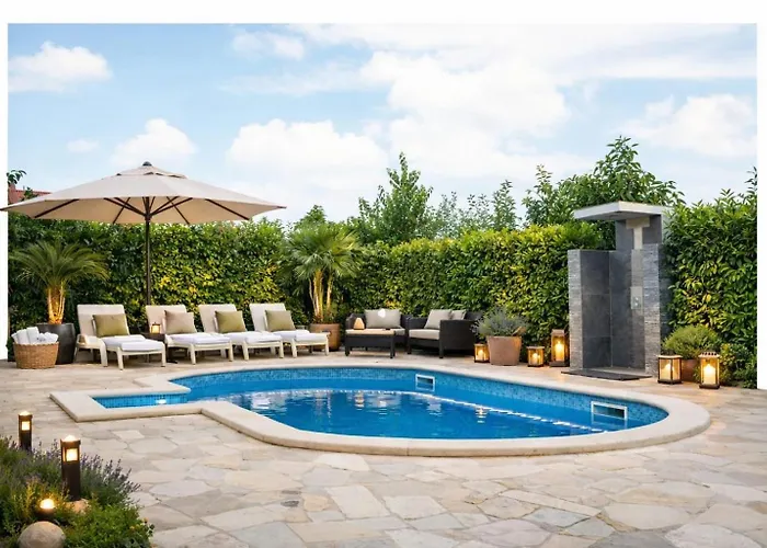 Pool Retreat * Pula